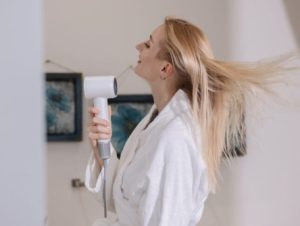 The Best Hair Dryers for Damaged Hair: Gentle Drying for Repair and Restoration